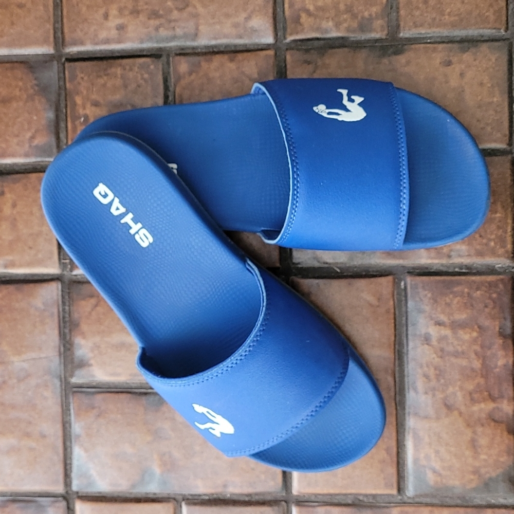 Shaq Shoes Kids Size 4-5 Blue Slides